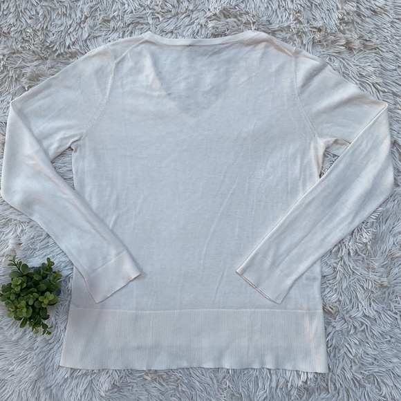 Loft V-neck Sweater 💗 Ivory - Picture 6 of 15